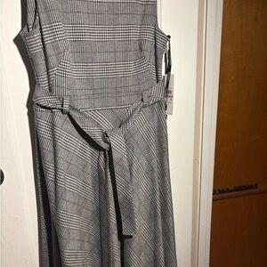 Gray Plaid Sleeveless Dress with Belt